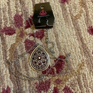 NEW 2 pc PAPARAZZI SET